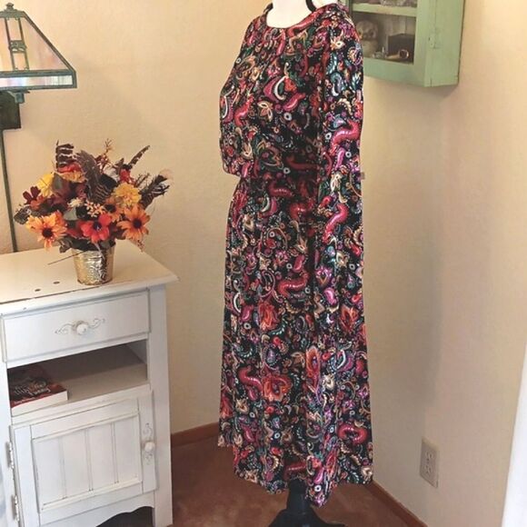 Croft & Barrow Paisley Fun Dress - Picture 4 of 11